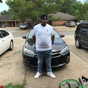 Meet your Posher, Jeremah